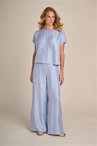 Broek Bleekblauw Due Amanti ( Elia/Celest ) - 51Dnspod | Smaakvolle damp – Verzendkosten vrij vanaf 40€ Broek Bleekblauw Due Amanti ( Elia/Celest ) - 51Dnspod | Smaakvolle damp – Verzendkosten vrij vanaf 40€
