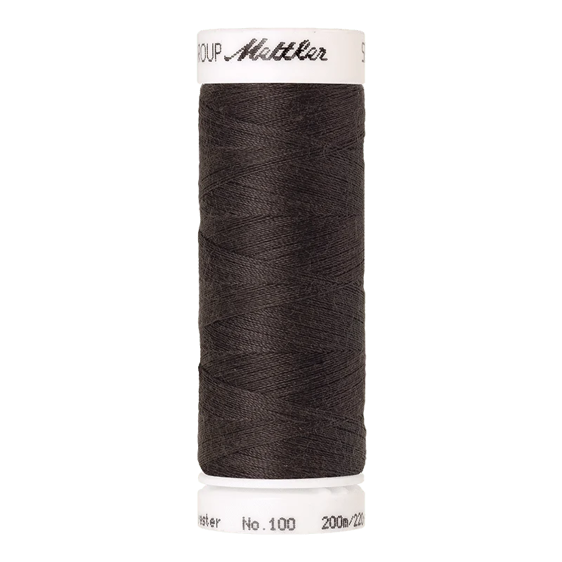 Amann Mettler – Seralon naaigaren 200m - 0324 Smoky - 51Dnspod | Smaakvolle damp – Verzendkosten vrij vanaf 40€ Amann Mettler – Seralon naaigaren 200m - 0324 Smoky - 51Dnspod | Smaakvolle damp – Verzendkosten vrij vanaf 40€
