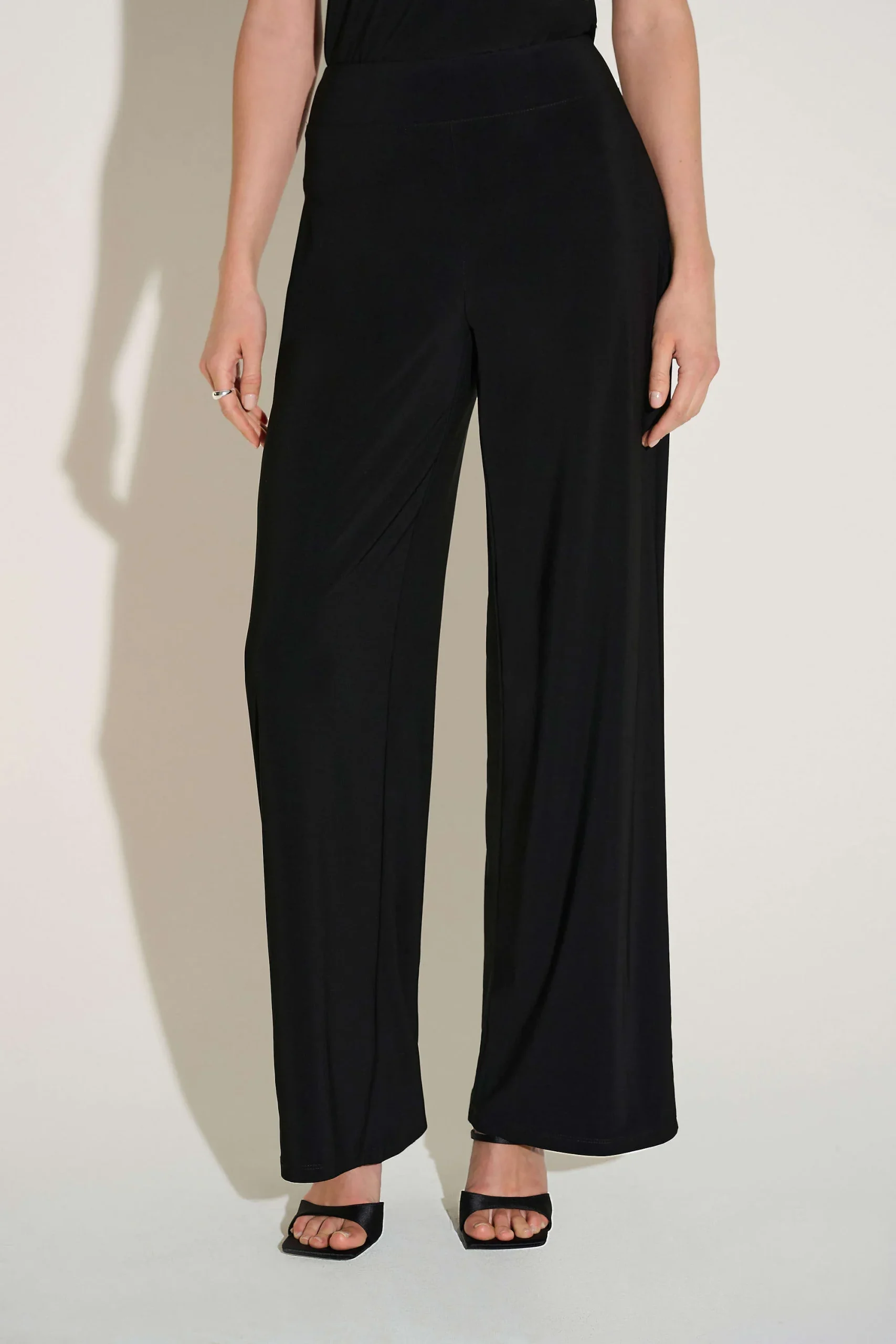 Broek Zwart Ribkoff ( 221340F25/11 ) - 51Dnspod | Smaakvolle damp – Verzendkosten vrij vanaf 40€ Broek Zwart Ribkoff ( 221340F25/11 ) - 51Dnspod | Smaakvolle damp – Verzendkosten vrij vanaf 40€