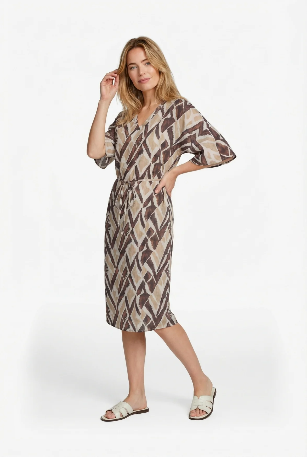 C&S Dalma Jurk sand / khaki - 51Dnspod | Smaakvolle damp – Verzendkosten vrij vanaf 40€ C&S Dalma Jurk sand / khaki - 51Dnspod | Smaakvolle damp – Verzendkosten vrij vanaf 40€