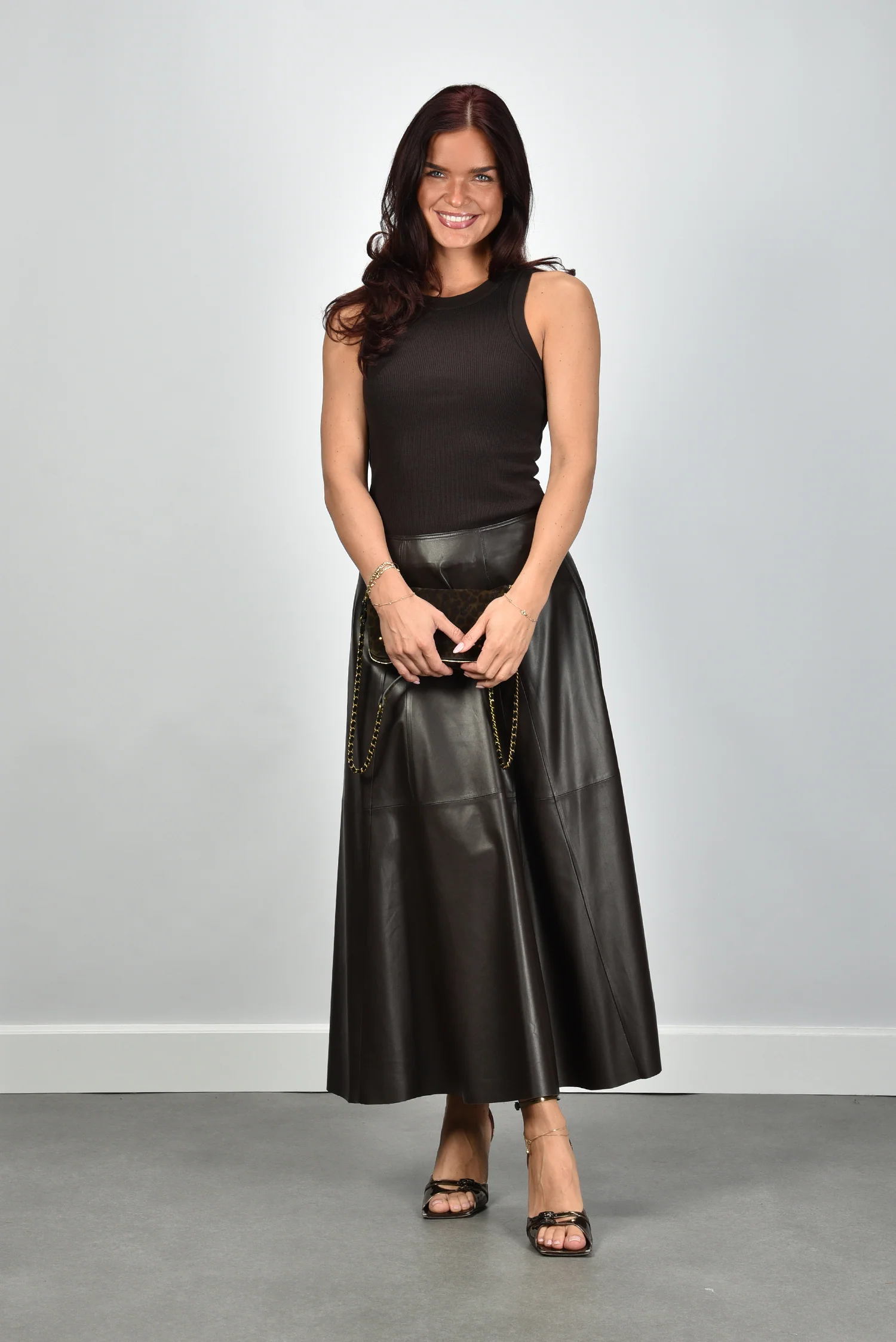 ARMA rok Eleni Lamb Easy 004L266018.02 coffee bean - 51Dnspod | Smaakvolle damp – Verzendkosten vrij vanaf 40€ ARMA rok Eleni Lamb Easy 004L266018.02 coffee bean - 51Dnspod | Smaakvolle damp – Verzendkosten vrij vanaf 40€