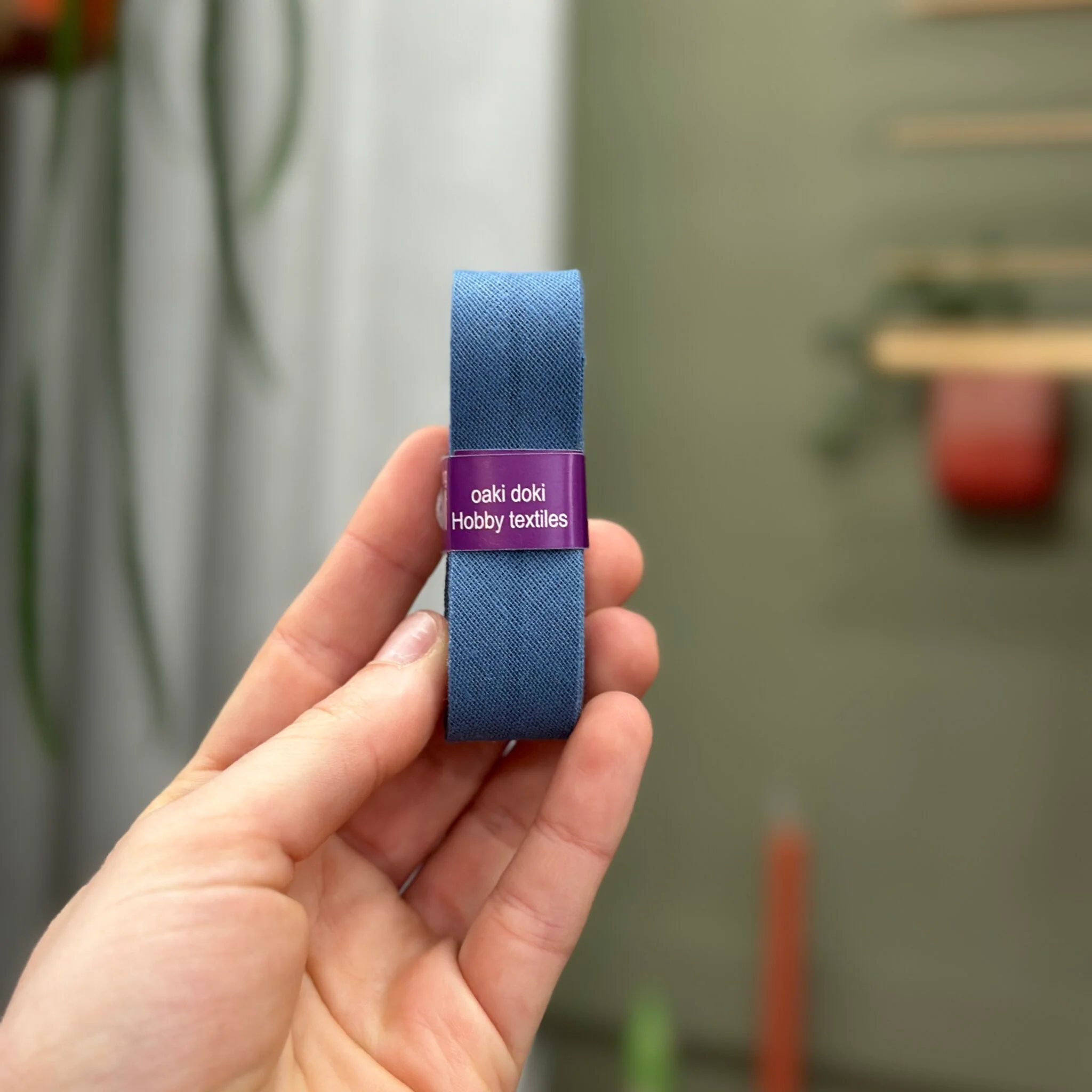 Biaisband katoen 3M jeansblauw (027) - 51Dnspod | Smaakvolle damp – Verzendkosten vrij vanaf 40€ Biaisband katoen 3M jeansblauw (027) - 51Dnspod | Smaakvolle damp – Verzendkosten vrij vanaf 40€