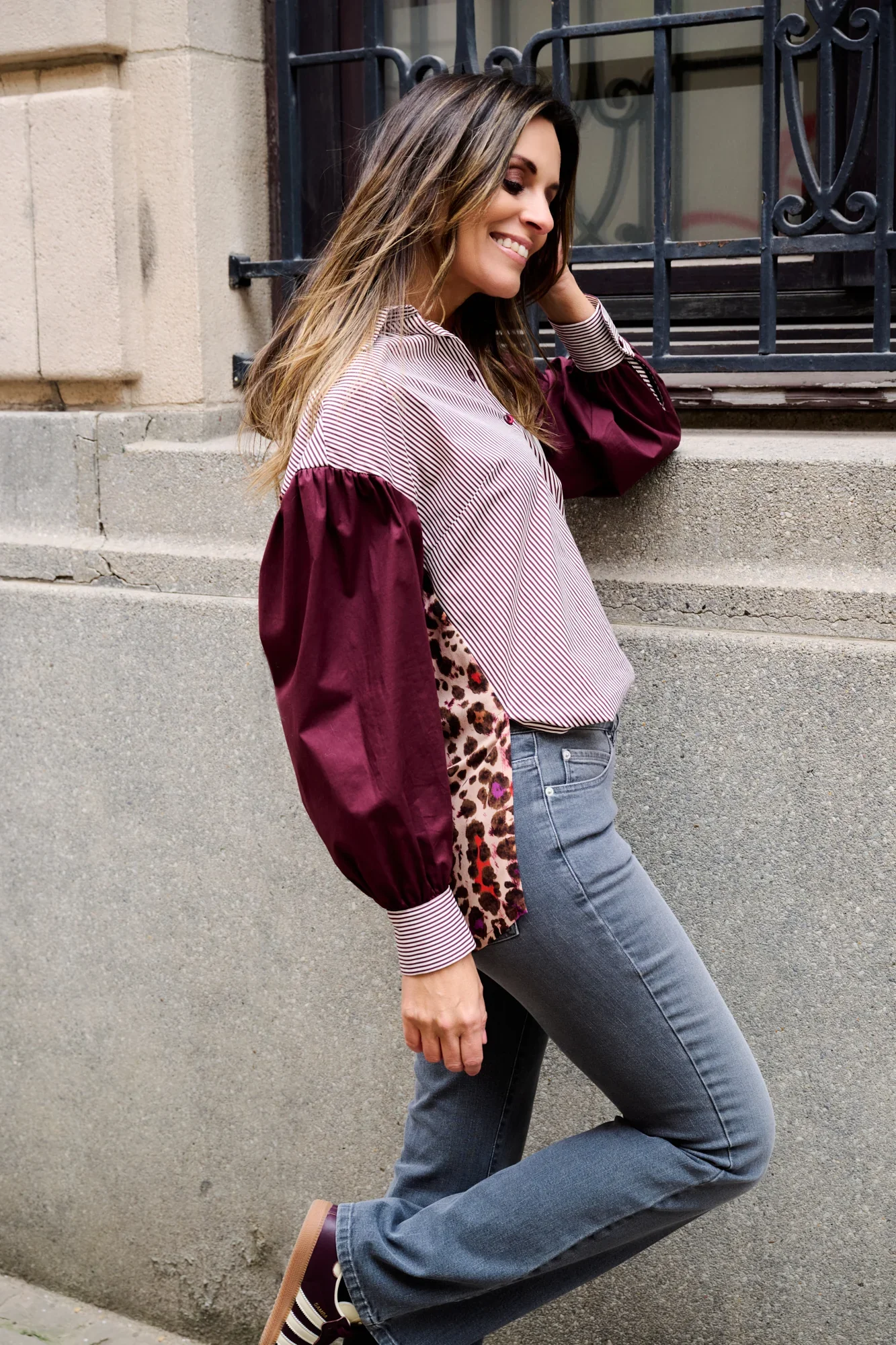 Broek Grijs Leonie De Paris ( 252018 Caro ) - 51Dnspod | Smaakvolle damp – Verzendkosten vrij vanaf 40€ Broek Grijs Leonie De Paris ( 252018 Caro ) - 51Dnspod | Smaakvolle damp – Verzendkosten vrij vanaf 40€